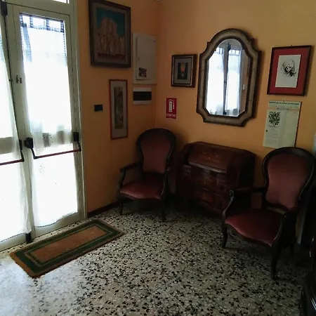Fenice Barocca לינה וארוחת בוקר